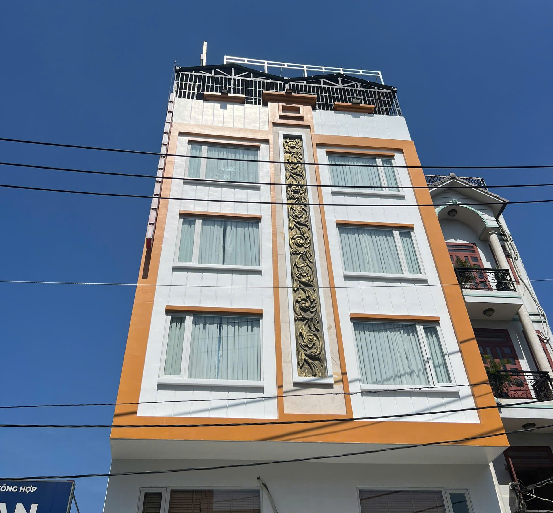 Khách sạn Hòa Bình