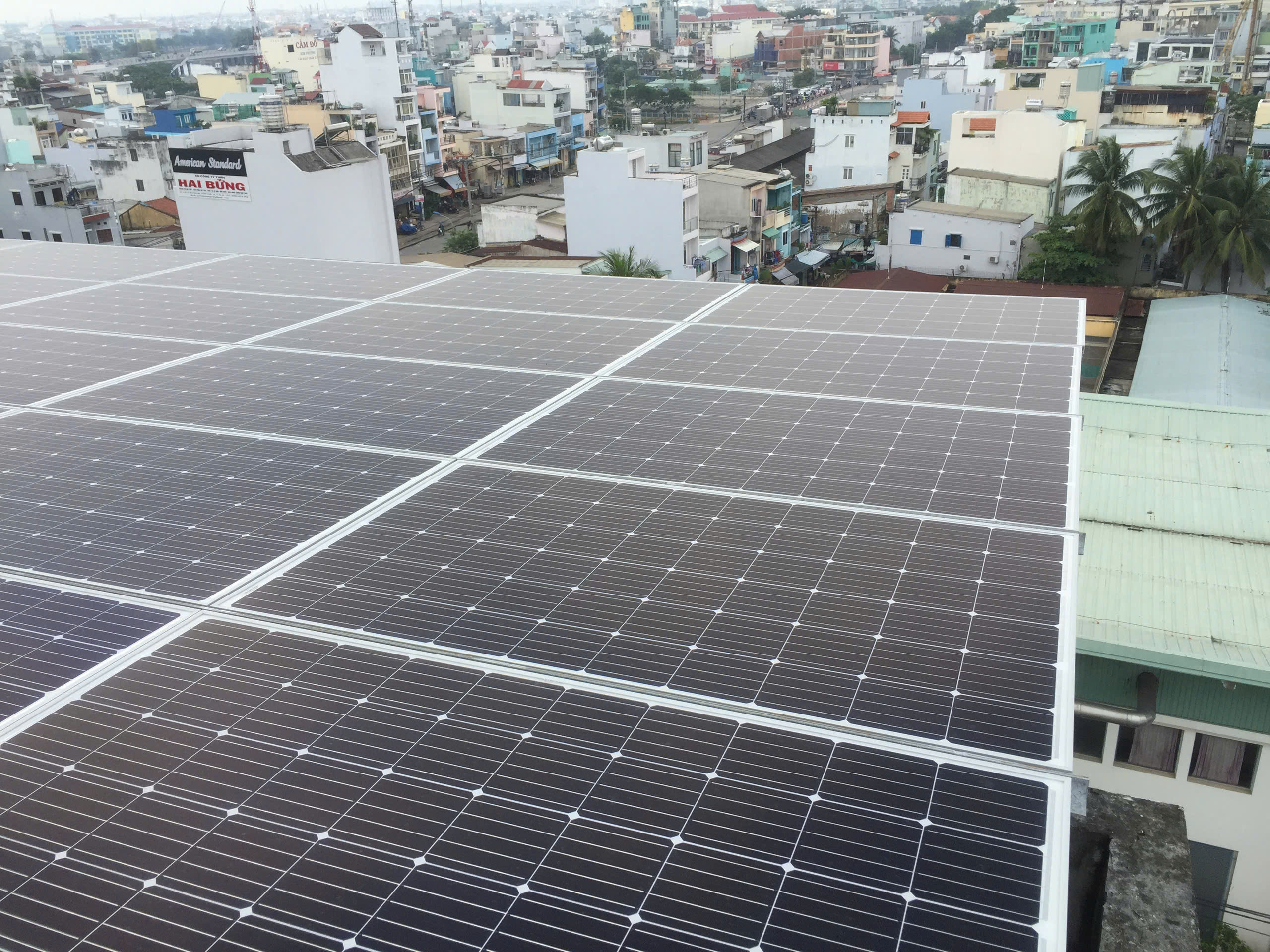 Công trình 30kwp, hoà lưới, có bán điện cho EVN giá 9.35 cent(2.086đ)kwh theo quyết định 11 năm 2019 - Đồ chơi Tín Phát, Quận 6