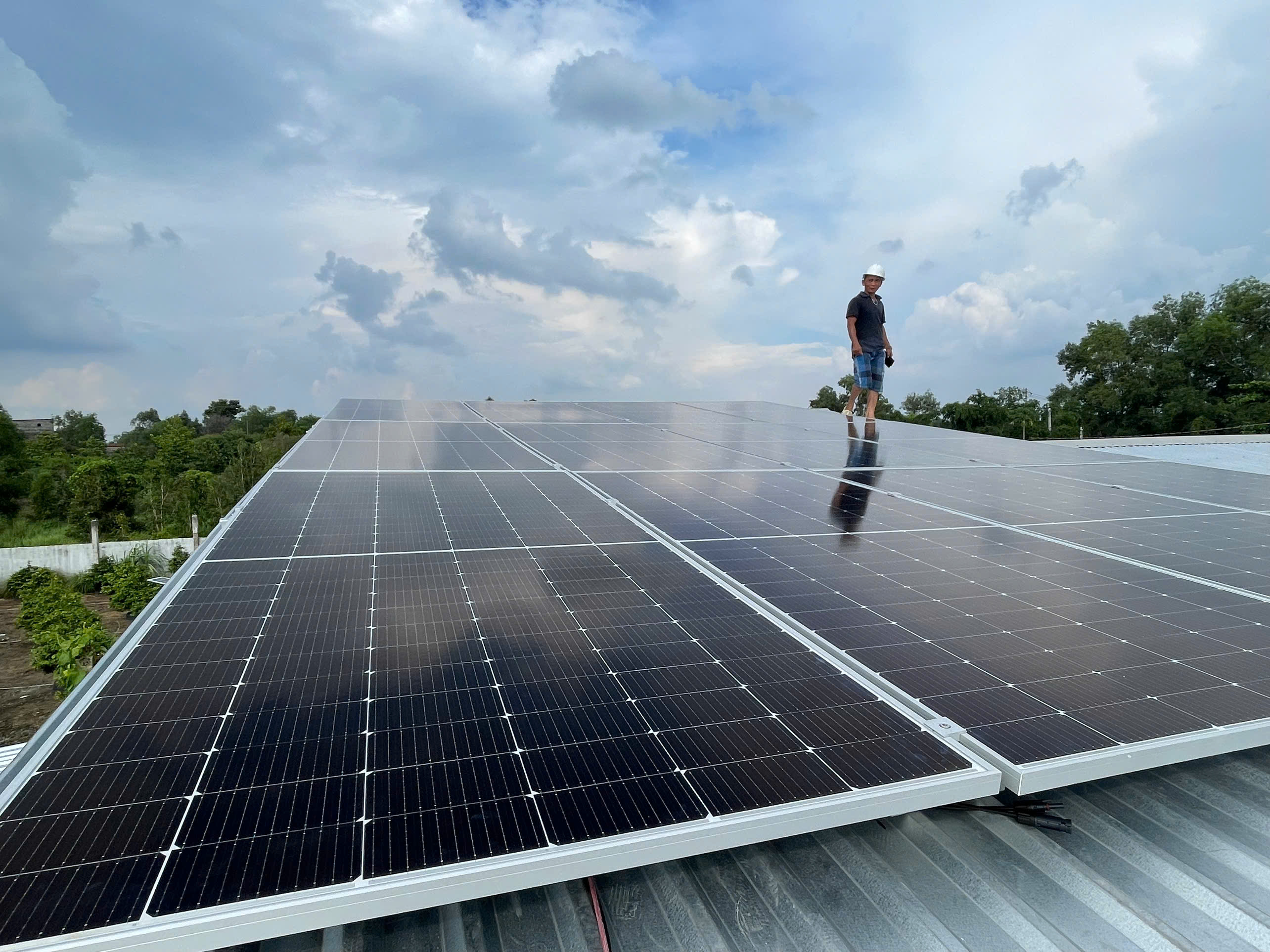 lắp điện năng lượng mặt trời Quận 11