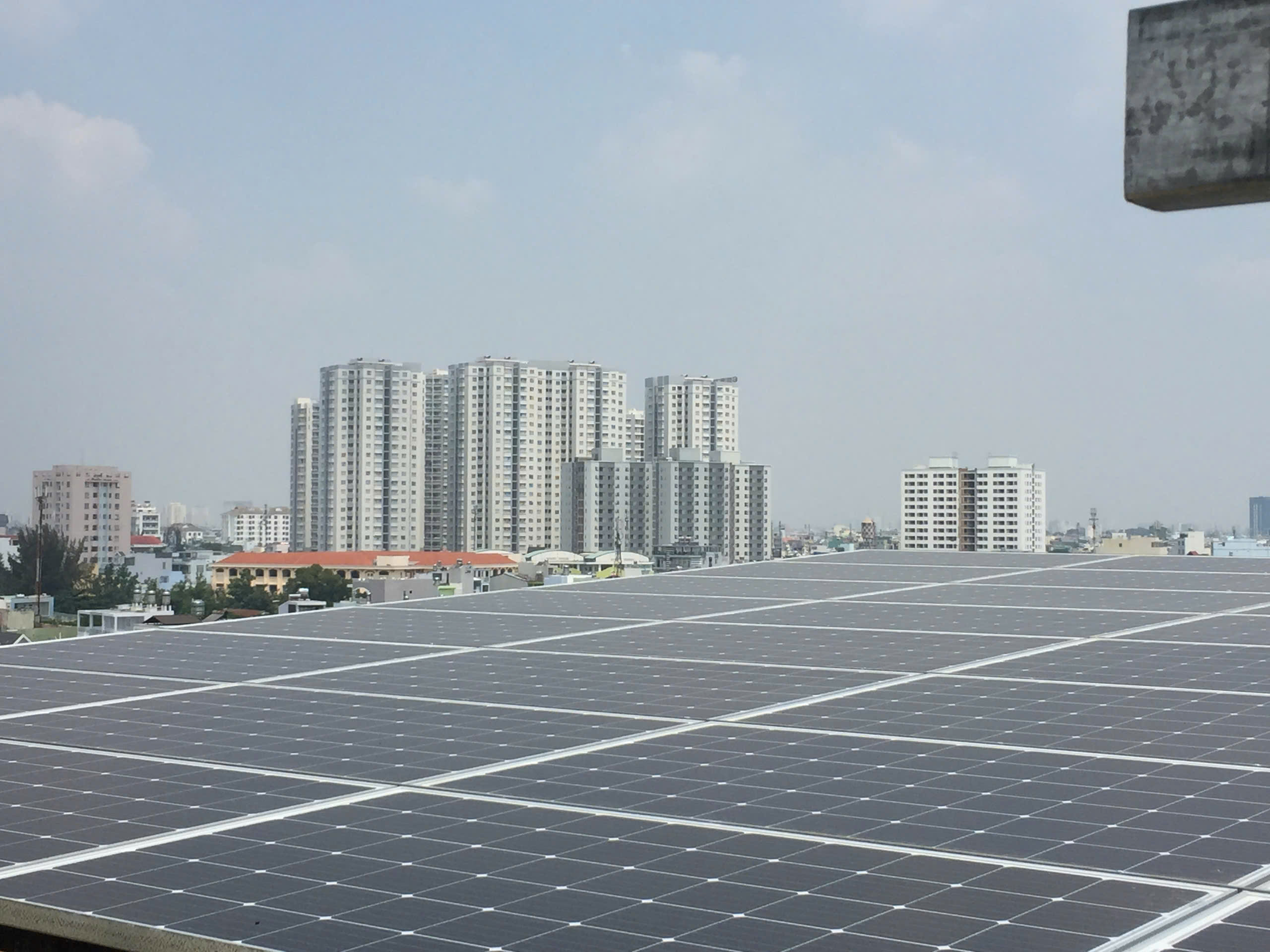 Công trình 30kwp, hoà lưới, có bán điện cho EVN giá 9.35 cent(2.086đ)kwh theo quyết định 11 năm 2019 - Đồ chơi Tín Phát, Quận 6