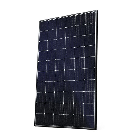 Tấm pin năng lượng mặt trời JINKO-645W SOLAR