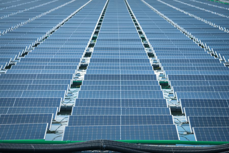 Sự khác biệt giữa pin năng lượng mặt trời mono và poly?